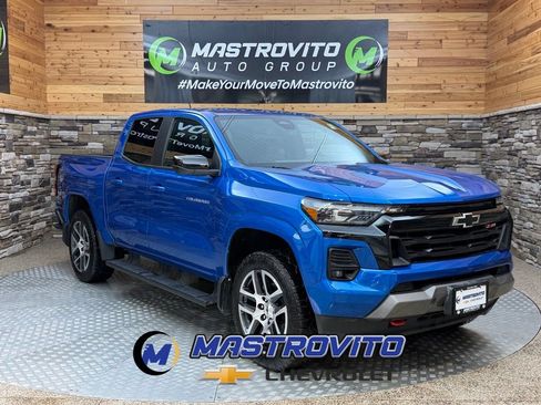Used 2024 Chevrolet Colorado Z71 w/ Z71 Convenience Package 2 AWD/4WD image 1