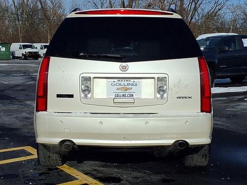 Used 2006 Cadillac SRX w/ Seating Package image 23