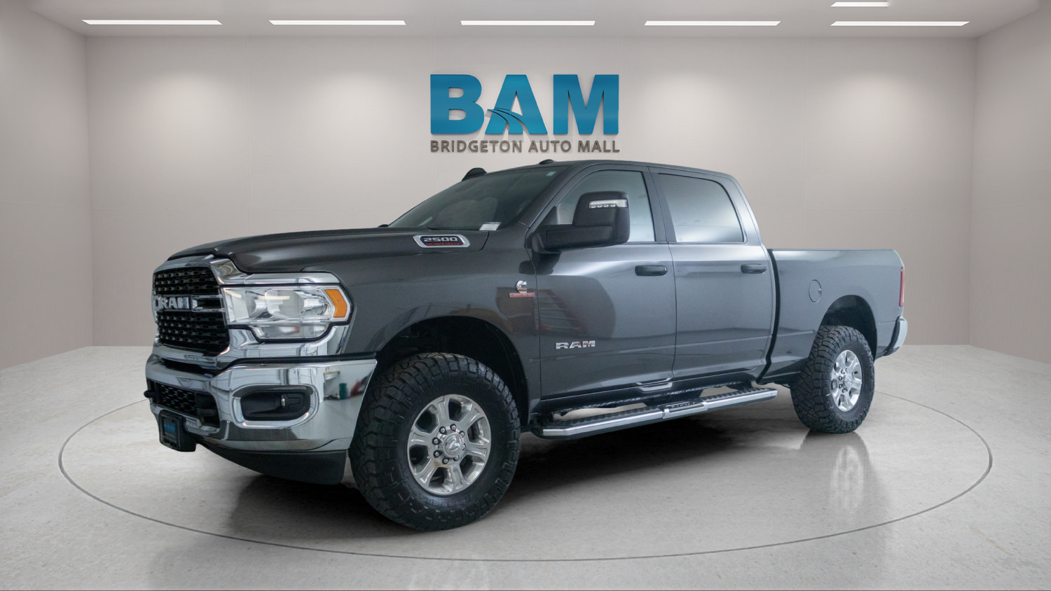 Used 2024 RAM 2500 Big Horn AWD/4WD image 3