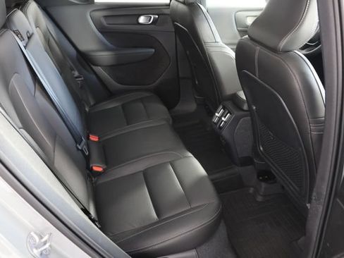 Used 2024 Volvo XC40 B5 Plus AWD/4WD image 22