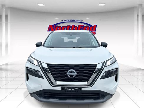 Used 2023 Nissan Rogue S image 8