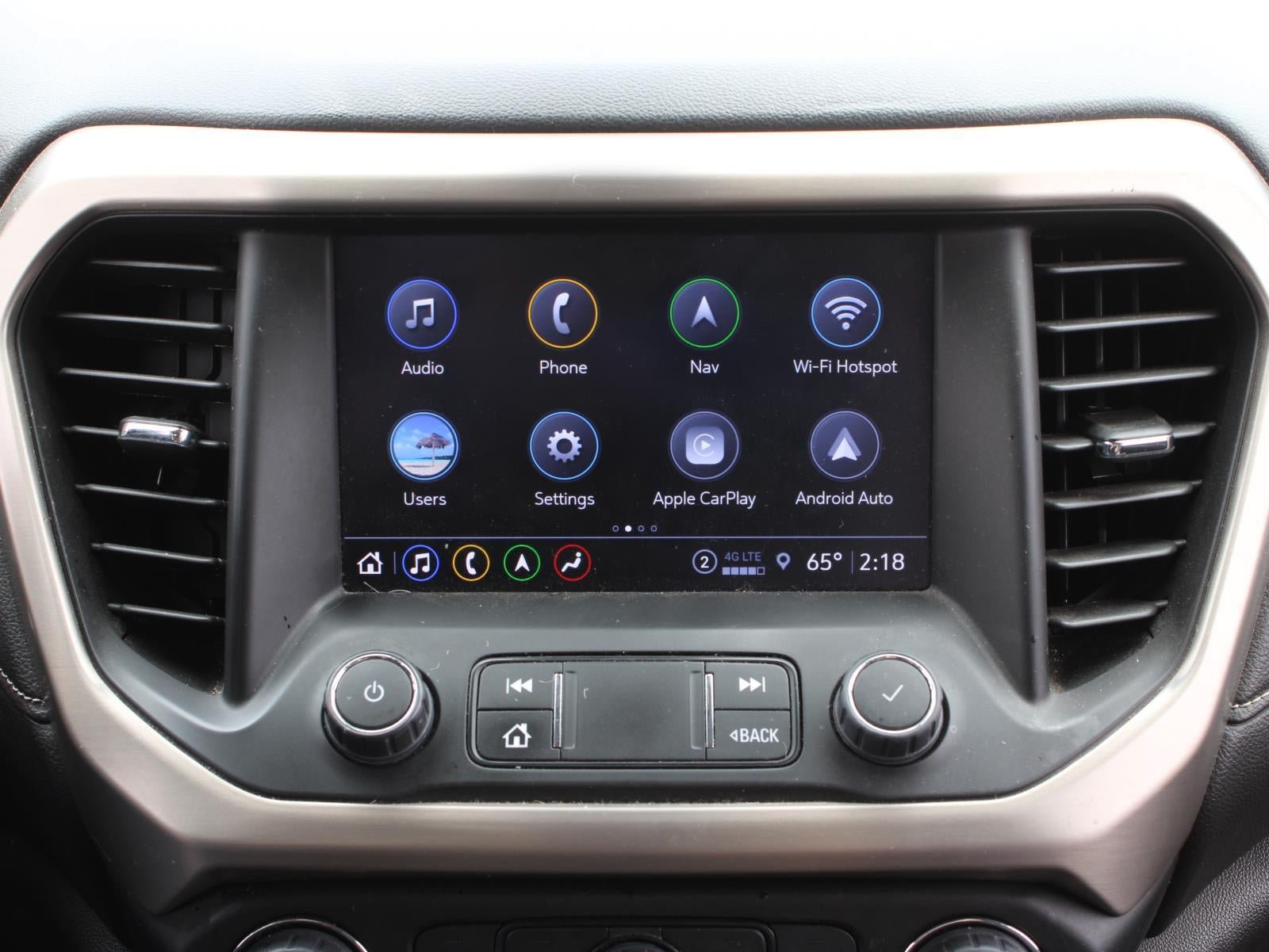 Used 2023 GMC Acadia Denali AWD/4WD image 18