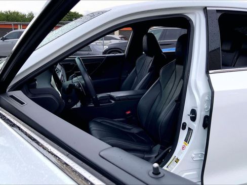 Used 2019 Lexus ES 350 F Sport w/ Accessory Package 2 image 8