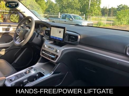 Used 2024 Ford Explorer XLT w/ Equipment Group 202A AWD/4WD image 16