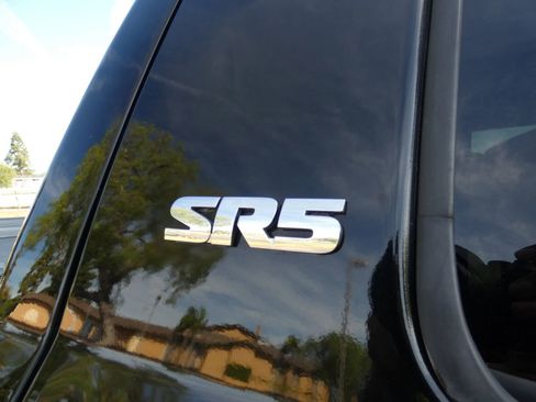 Used 2018 Toyota Tundra SR5 w/ TRD Off Road Package image 83