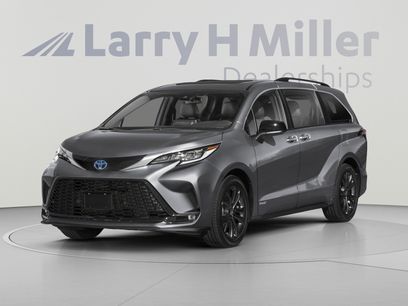 Used 2022 Toyota Sienna XSE
