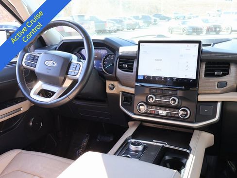 Certified 2024 Ford Expedition Limited image 14
