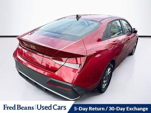 Certified 2024 Hyundai Elantra SEL FWD image 7