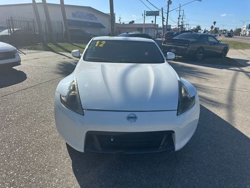 Used 2012 Nissan 370Z Coupe image 3