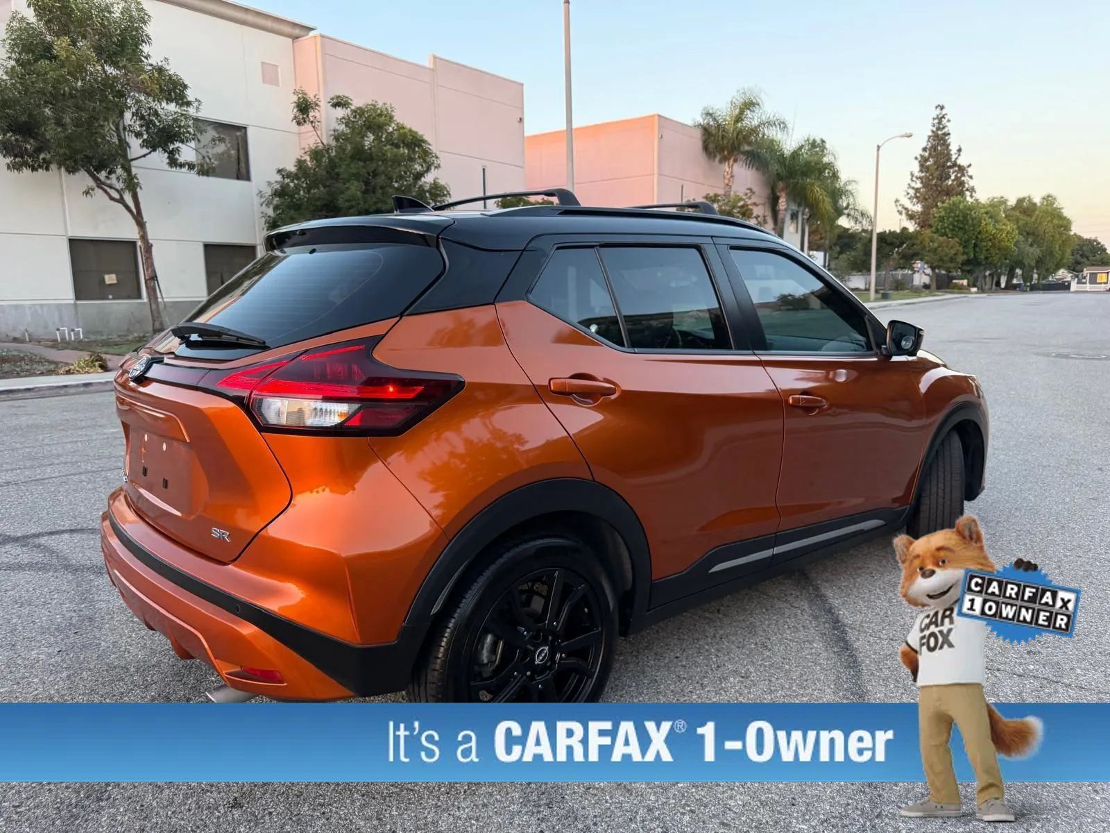 Used 2023 Nissan Kicks SR w/ SR Premium Package FWD image 4