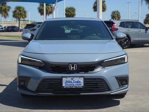 Used 2022 Honda Civic Sport Touring image 6
