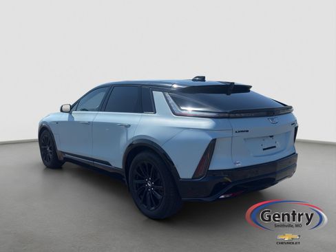 Used 2024 Cadillac Lyriq Sport w/ Nappa Leather Package AWD/4WD image 4