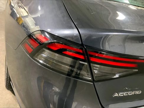 Used 2023 Honda Accord EX image 29