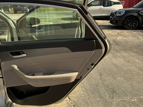 Used 2018 Hyundai Sonata SEL image 35