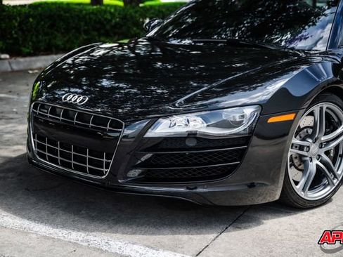 Used 2010 Audi R8 V10 AWD/4WD image 23