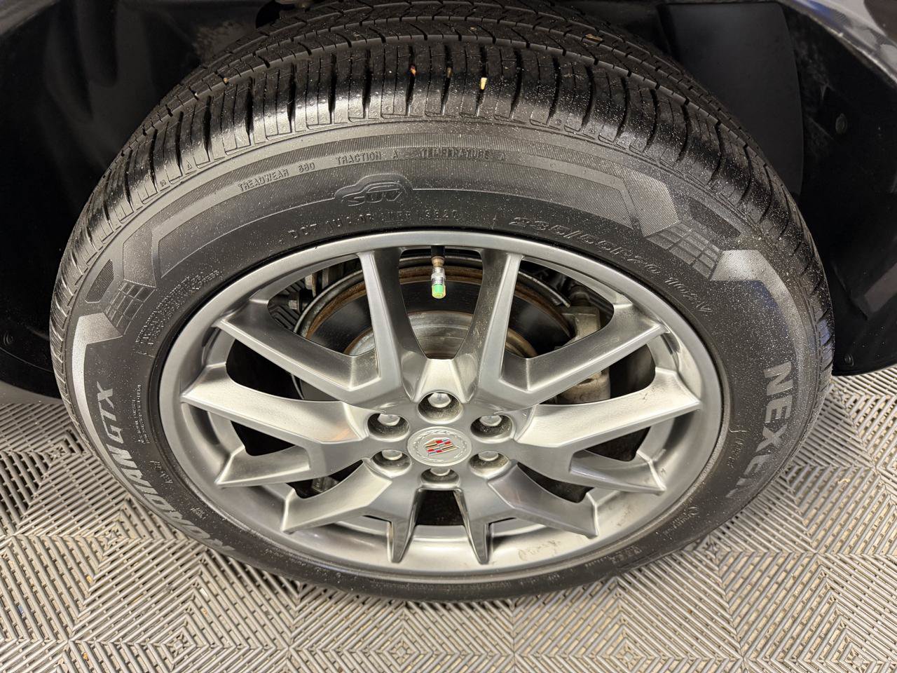 Used 2012 Cadillac SRX Premium FWD image 35