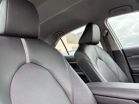 Used 2024 Toyota Camry XSE FWD image 13