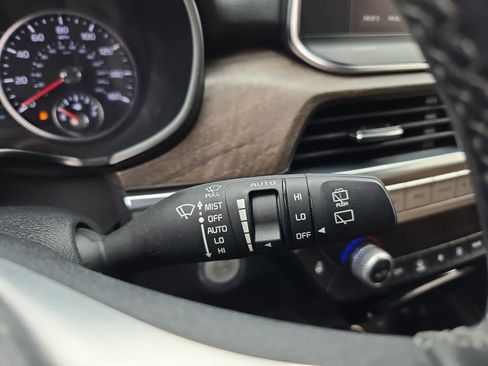 Certified 2022 Kia Telluride SX w/ SX Prestige Package image 25