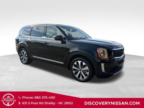 Used 2022 Kia Telluride EX w/ EX Premium Package FWD image 4