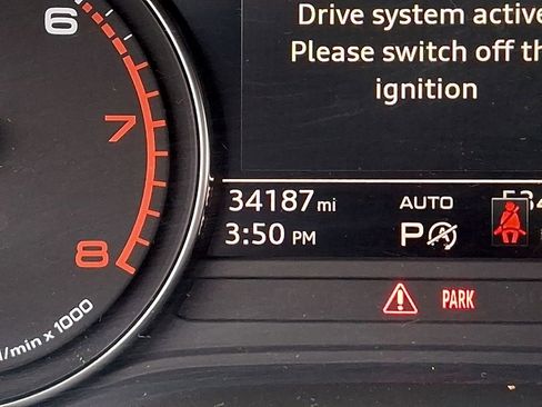 Used 2023 Audi Q5 2.0T Premium w/ Convenience Package image 19