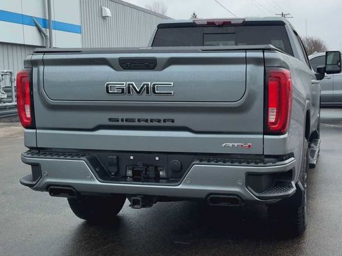 Used 2020 GMC Sierra 1500 AT4 w/ AT4 Premium Package image 3
