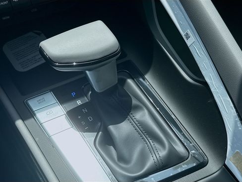 New 2026 Hyundai Elantra Sport w/ Cargo Package FWD image 13