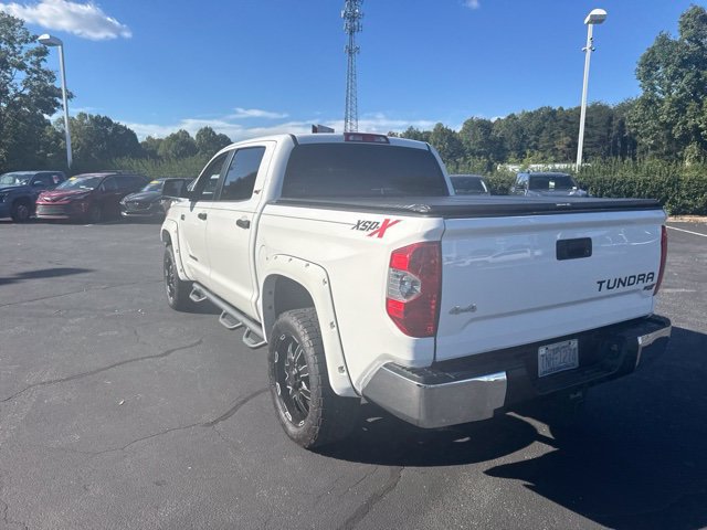 Used 2015 Toyota Tundra SR5 w/ SR5 Upgrade Package AWD/4WD image 7