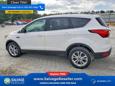 Used 2019 Ford Escape SE FWD image 3