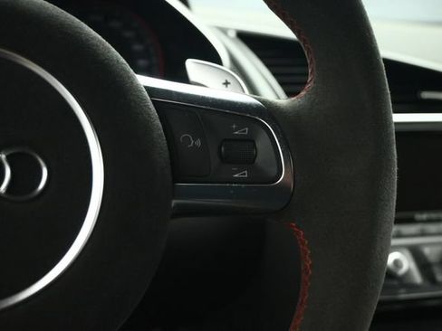 Used 2015 Audi R8 V10 AWD/4WD image 45