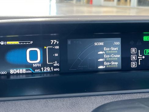 Used 2018 Toyota Prius Prime Premium FWD image 28