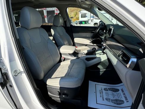 Used 2022 Kia Telluride SX w/ Nightfall Edition Package image 21