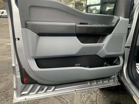 New 2024 Ford F450 XL image 9