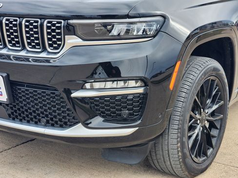 Used 2022 Jeep Grand Cherokee Summit image 9
