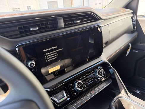 New 2026 GMC Sierra 1500 AT4 w/ AT4 Premium Package image 23