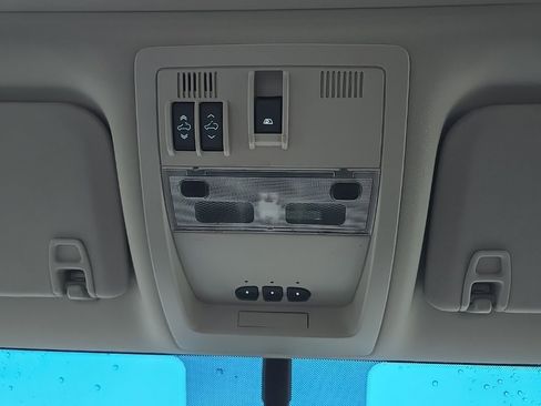 Used 2014 GMC Sierra 3500 SLT image 18