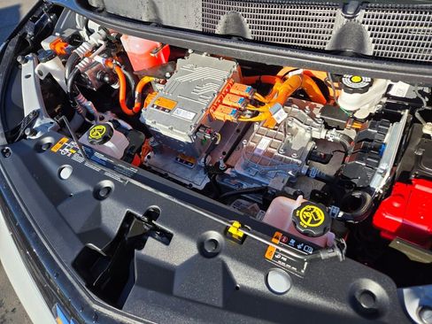 Used 2021 Chevrolet Bolt LT image 16