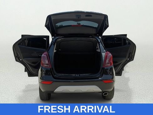 Used 2022 Buick Encore Preferred w/ Safety Package FWD image 14