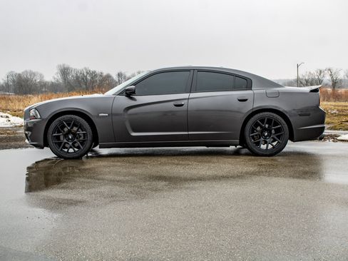 Used 2014 Dodge Charger R/T image 4