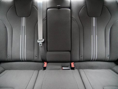 Used 2025 Hyundai Elantra SEL image 25