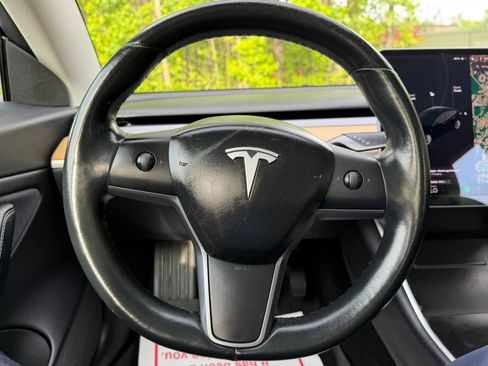 Used 2018 Tesla Model 3 Mid Range RWD image 24
