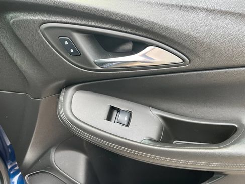 Used 2023 Buick Encore GX Preferred w/ Cold Weather Comfort Package FWD image 12