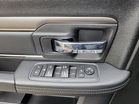 Used 2017 RAM 1500 Sport w/ Convenience Group image 21