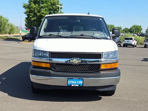 Used 2023 Chevrolet Express 3500 LT w/ LT Preferred Equipment Group RWD image 3