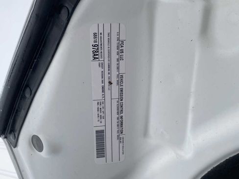 Used 2024 RAM 2500 Laramie image 25