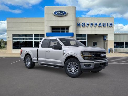 New 2026 Ford F150 XLT w/ XLT Chrome Appearance Package RWD image 7