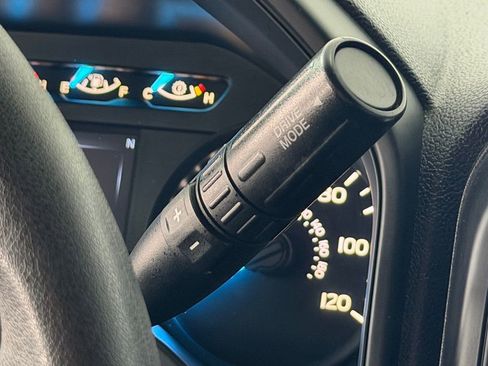 Used 2018 Ford F150 XL w/ Equipment Group 101A Mid RWD image 15