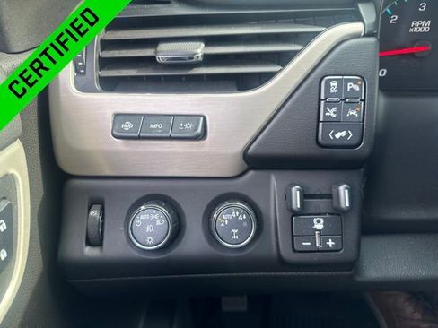 Used 2020 GMC Yukon Denali w/ Denali Ultimate Package AWD/4WD image 8
