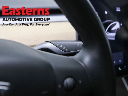 Used 2018 Tesla Model 3 Long Range image 13