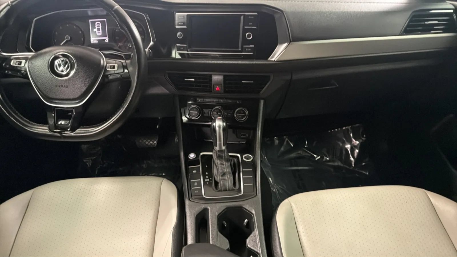 Used 2019 Volkswagen Jetta R-Line FWD image 16