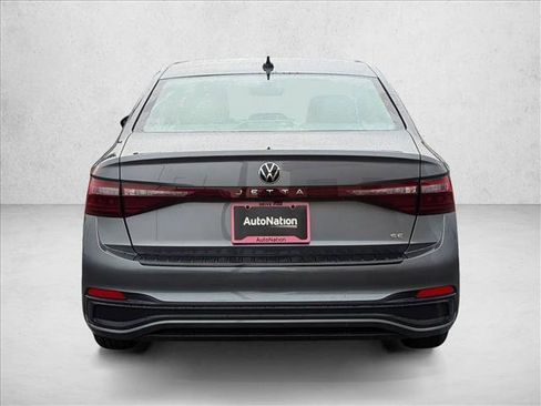 New 2026 Volkswagen Jetta SE image 7